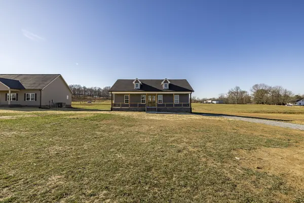 997 Bear Carr Rd, Westmoreland, TN 37186