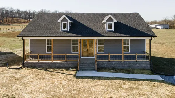 997 Bear Carr Rd, Westmoreland, TN 37186