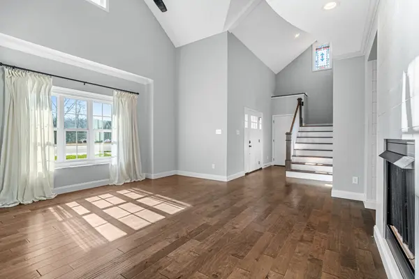 606 Eagle Bend Rd, Clinton, TN 37716