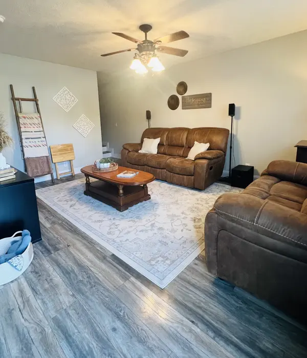 524 Dorchester Dr, Christiana, TN 37037