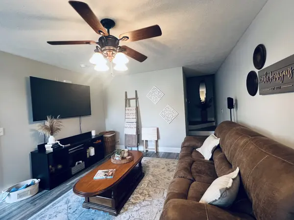 524 Dorchester Dr, Christiana, TN 37037