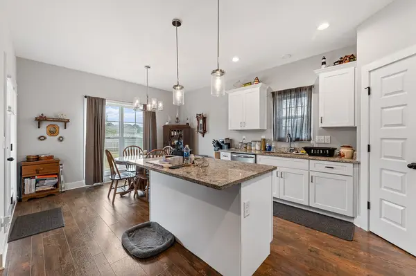 523 Brookside Dr, Mount Pleasant, TN 38474