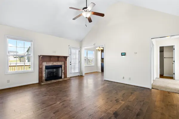 1089 Castlerock Dr, Clarksville, TN 37042
