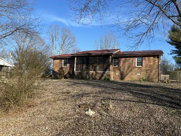 146 Garden Dr, Lafayette, TN 37083
