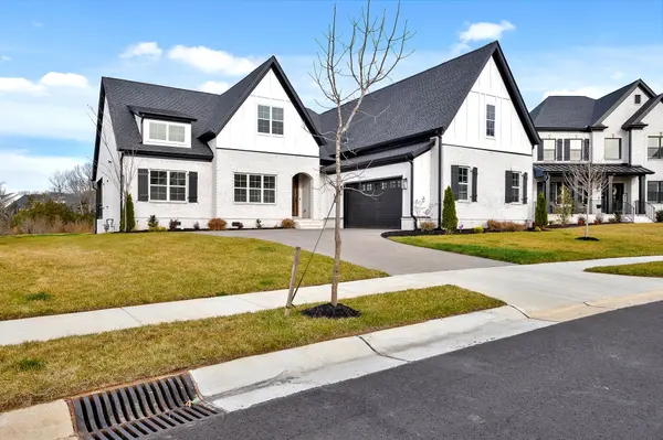 2056 Bocage Cir, Nolensville, TN 37135