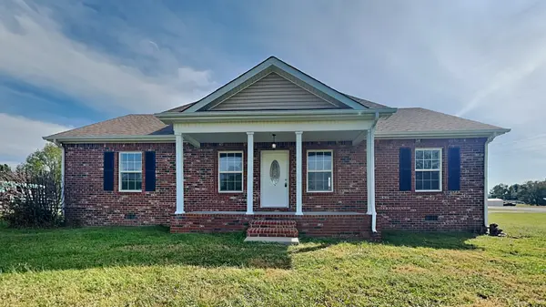 890 Mount Vernon Rd,  Bethpage,  TN 37022