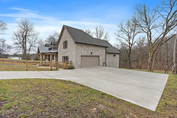 2761 Hwy 25 #W, Cottontown, TN 37048