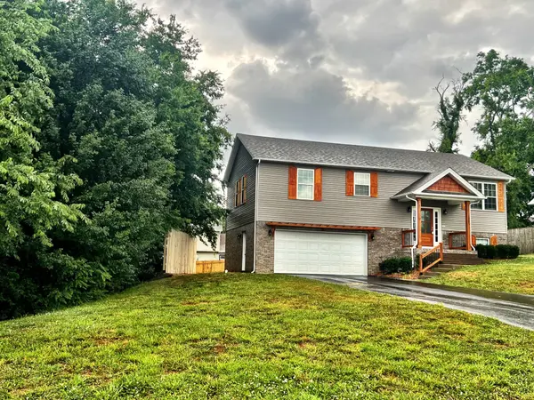 1809 Susan Rd, Columbia, TN 38401