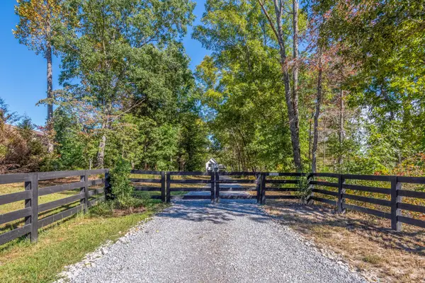 8000 Rose Ridge Ln, Fairview, TN 37062