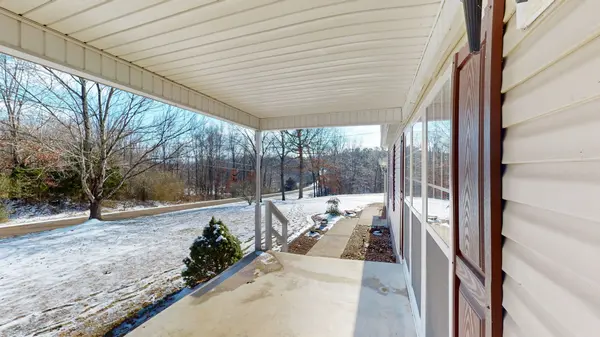 2876 Gate 3 Rd, Paris, TN 38242