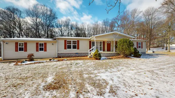 2876 Gate 3 Rd, Paris, TN 38242