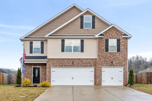 1089 Black Oak Cir, Clarksville, TN 37042