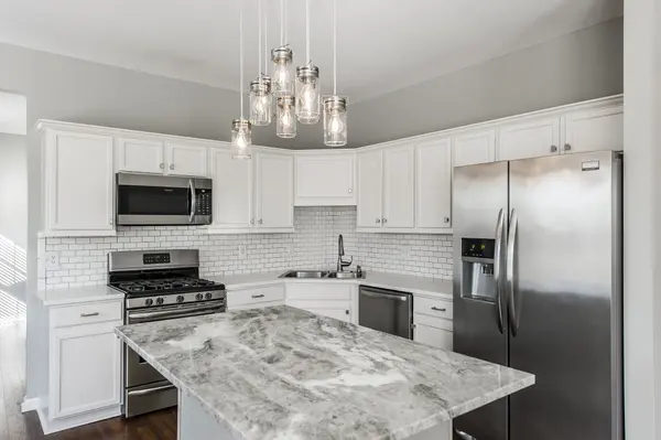 102 Grove Ln #S, Hendersonville, TN 37075