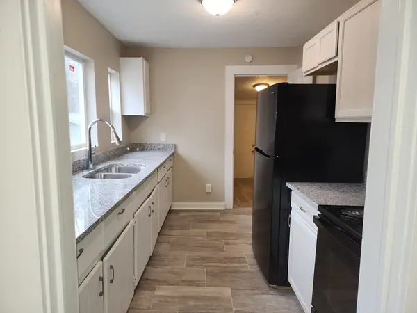 134 N Church Ave, Camden, TN 38320