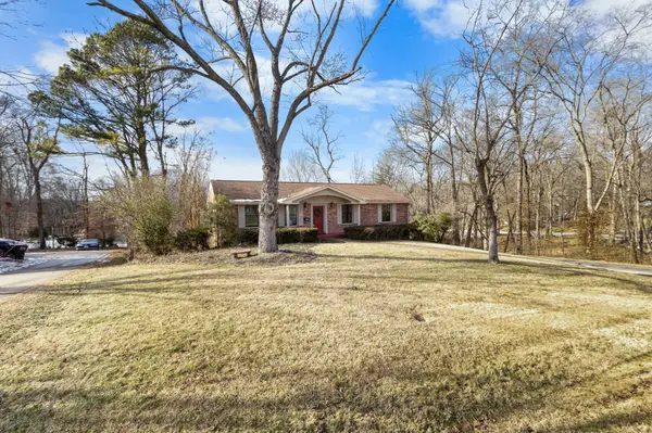 108 Johnson Cir, Clarksville, TN 37040