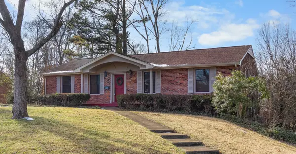 108 Johnson Cir, Clarksville, TN 37040
