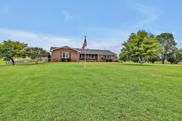154 Greenfield Ln, Castalian Springs, TN 37031