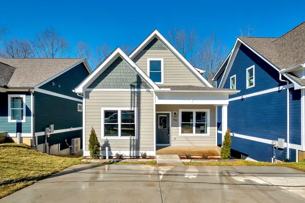 746 Flint Ridge Dr, Whites Creek, TN 37189