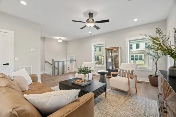 110 Charlotte Everly Cir, Hendersonville, TN 37075