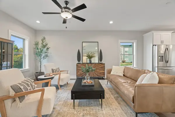 110 Charlotte Everly Cir, Hendersonville, TN 37075