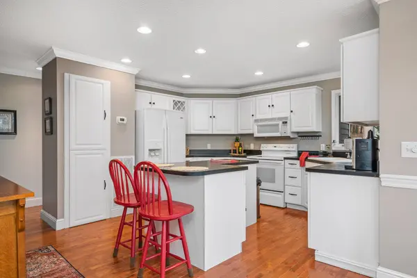 2705 Chimney Springs Rd, Cookeville, TN 38506
