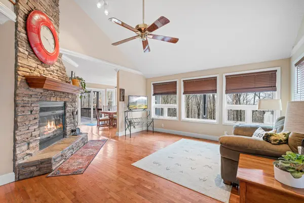 2705 Chimney Springs Rd, Cookeville, TN 38506