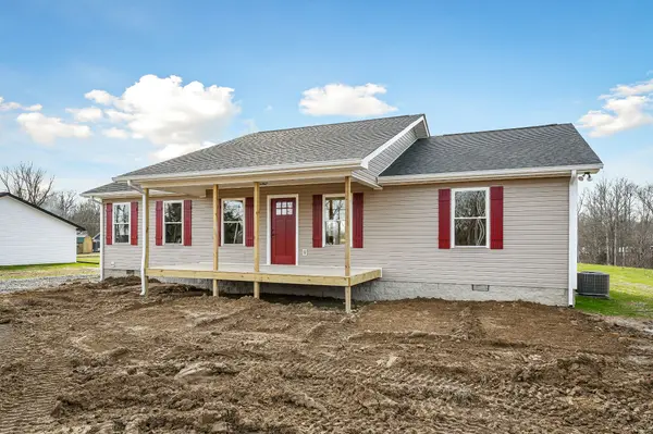 246 Center Grove Circle, Gainesboro, TN 38562
