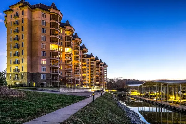 400 Warioto Way #910, Ashland City, TN 37015