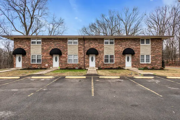 200 Meadow View Ln, Dickson, TN 37055