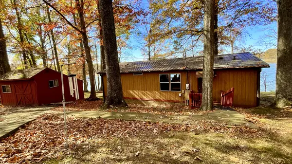 208 Bayview Dr, Bumpus Mills, TN 37028