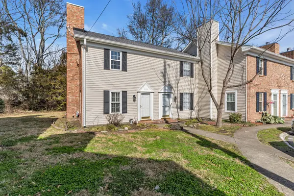 290 Donna Dr #A, Hendersonville, TN 37075