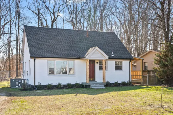 103 Billy Robb St, Greenbrier, TN 37073