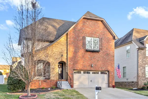 254 Turnberry Cir, Clarksville, TN 37043