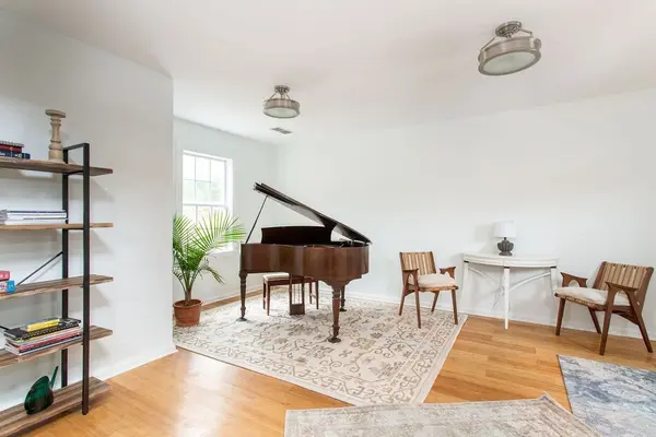 75 Whitsett Rd, Nashville, TN 37210