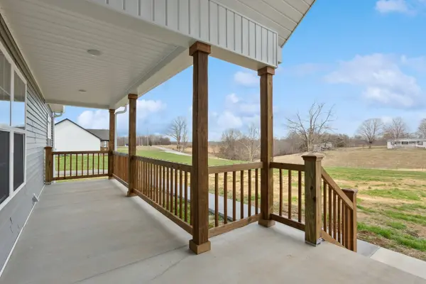 215 Hawkins Rd, Westmoreland, TN 37186