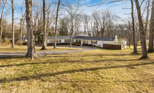 211 Trahern Ln, Clarksville, TN 37040