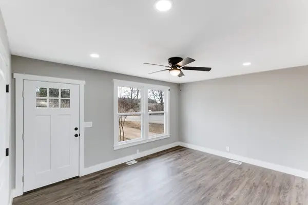 2165 W Richmond Hill Dr, Nashville, TN 37207