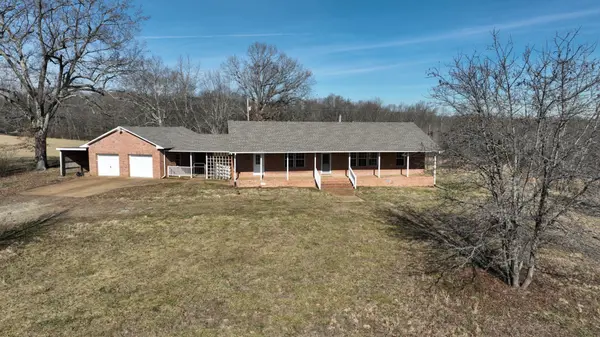 2551 Cheek Rd, Southside, TN 37171