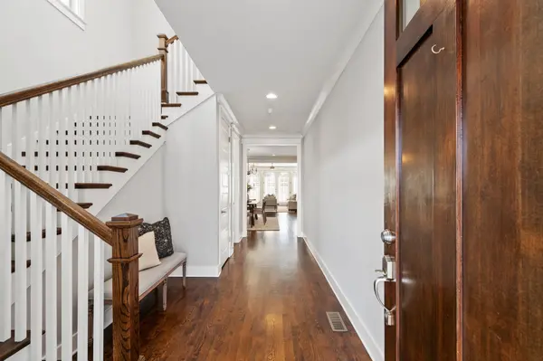 395 McAdoo Ave, Nashville, TN 37205
