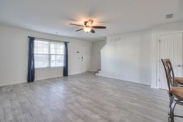 407 Arapaho Dr, Murfreesboro, TN 37128