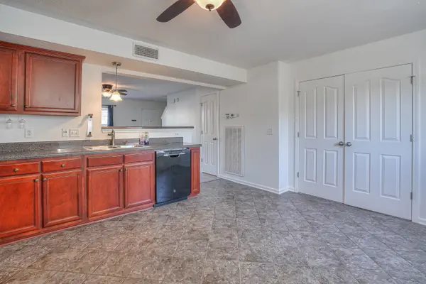 407 Arapaho Dr, Murfreesboro, TN 37128