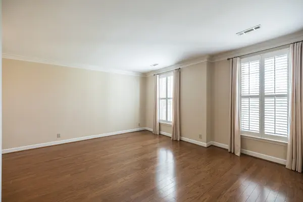 9151 Sawyer Brown Rd, Nashville, TN 37221