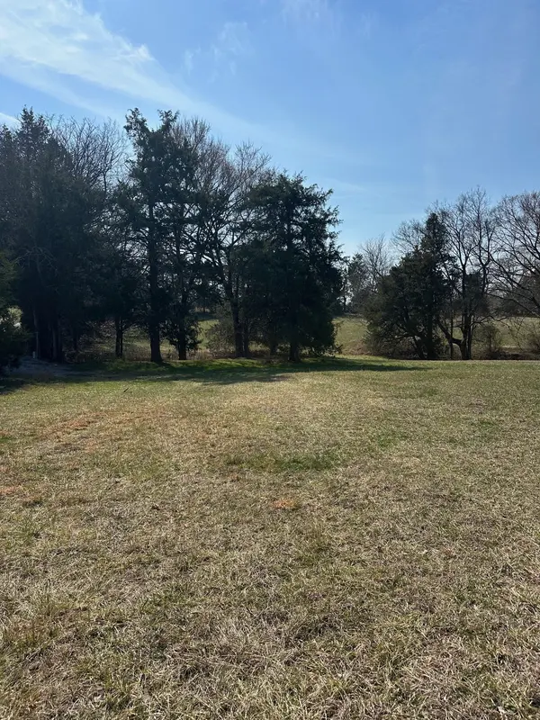 1 cross Cemetery Road, Ardmore, TN 38449