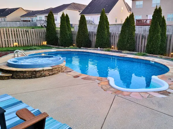 6010 Warner Ct, Spring Hill, TN 37174