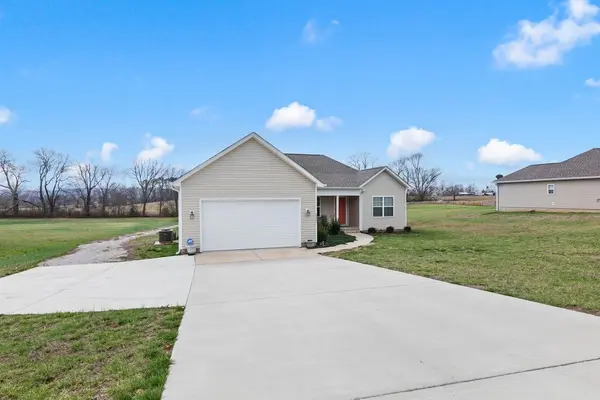 3232 Owl Hollow Rd, Belvidere, TN 37306