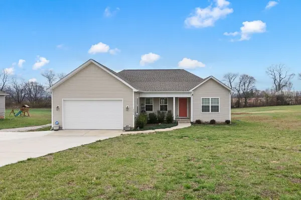 3232 Owl Hollow Rd, Belvidere, TN 37306
