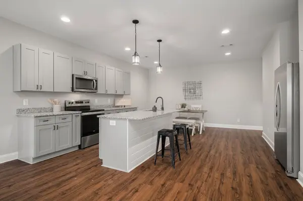 645 King Ridge Rd, Dowelltown, TN 37059