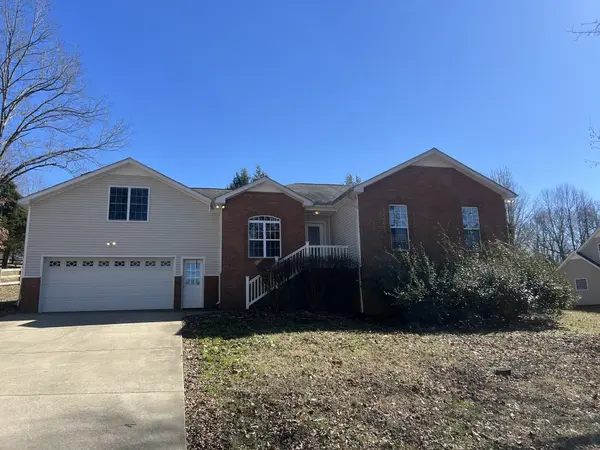 192 Wilkinson Rd,  Cottontown,  TN 37048