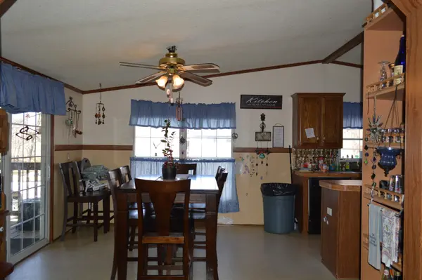 1621 Evans Rd, Clarksville, TN 37042