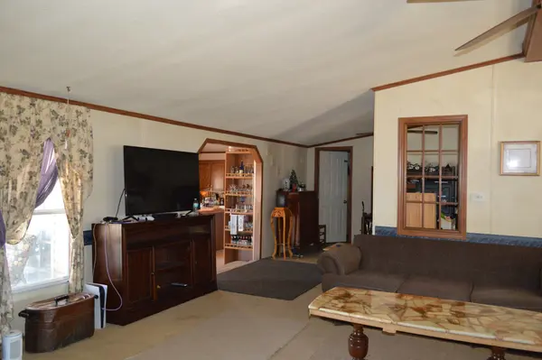 1621 Evans Rd, Clarksville, TN 37042